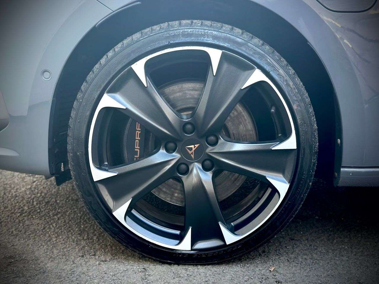 2021 CUPRA LEON 2021 CUPRA LEON