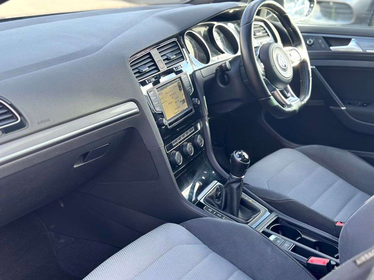 2016 VOLKSWAGEN GOLF 2016 VOLKSWAGEN GOLF
