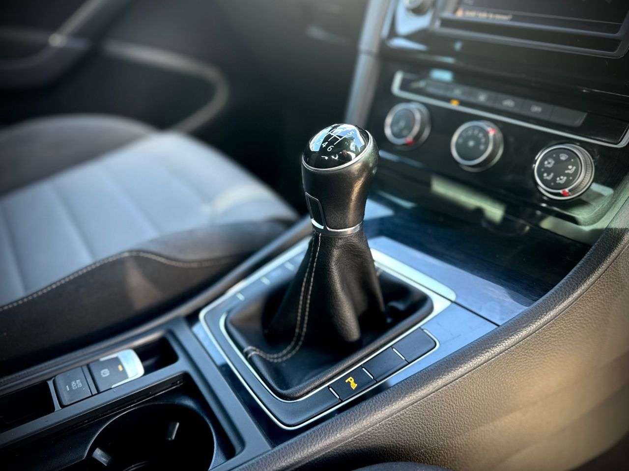 2016 VOLKSWAGEN GOLF 2016 VOLKSWAGEN GOLF