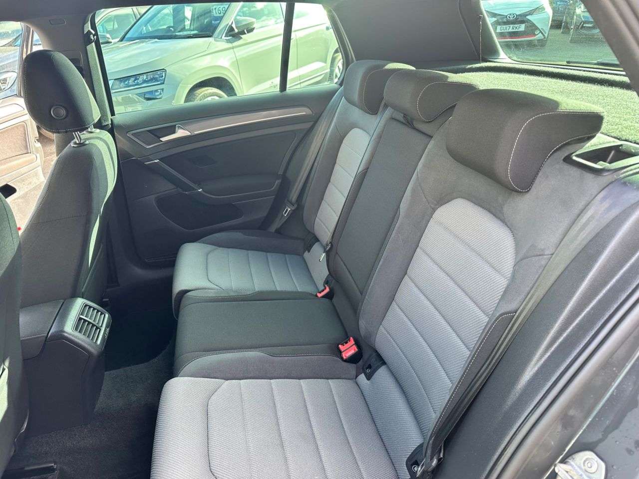 2016 VOLKSWAGEN GOLF 2016 VOLKSWAGEN GOLF