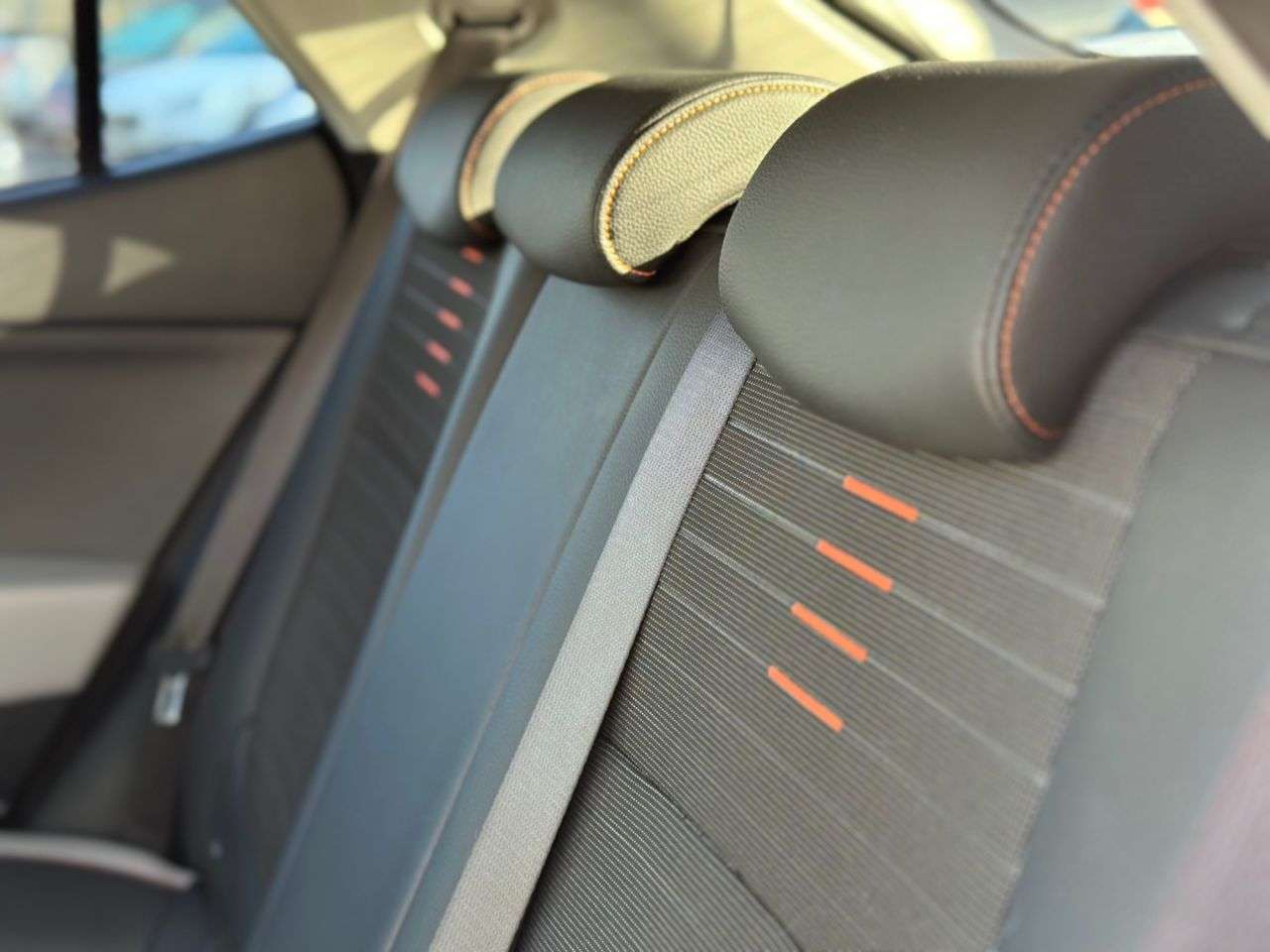 2019 KIA STONIC 2019 KIA STONIC