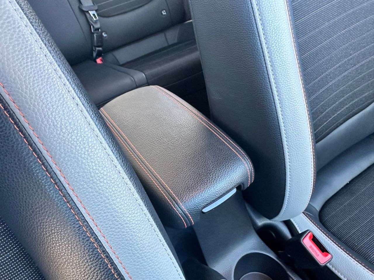 2019 KIA STONIC 2019 KIA STONIC