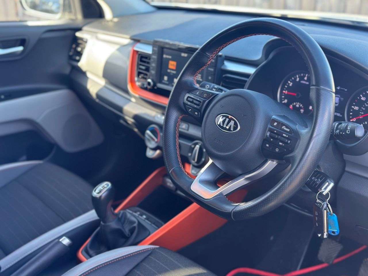 2019 KIA STONIC 2019 KIA STONIC
