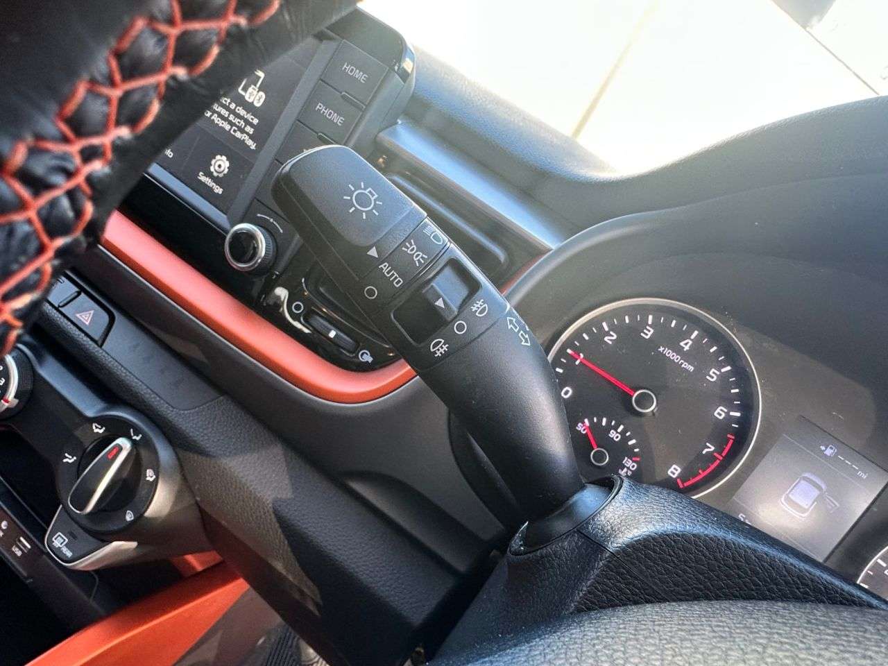 2019 KIA STONIC 2019 KIA STONIC