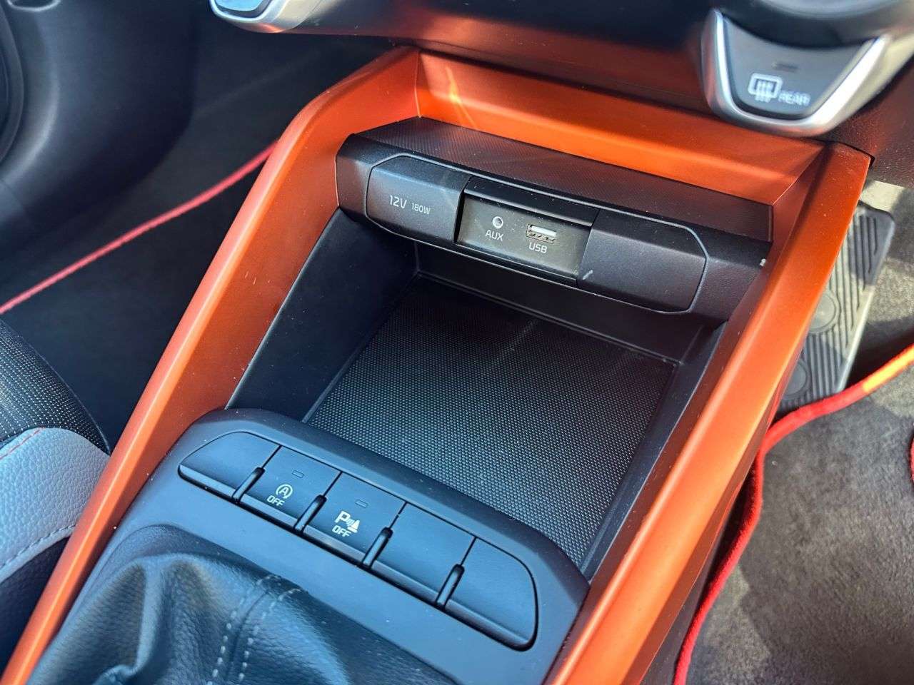 2019 KIA STONIC 2019 KIA STONIC