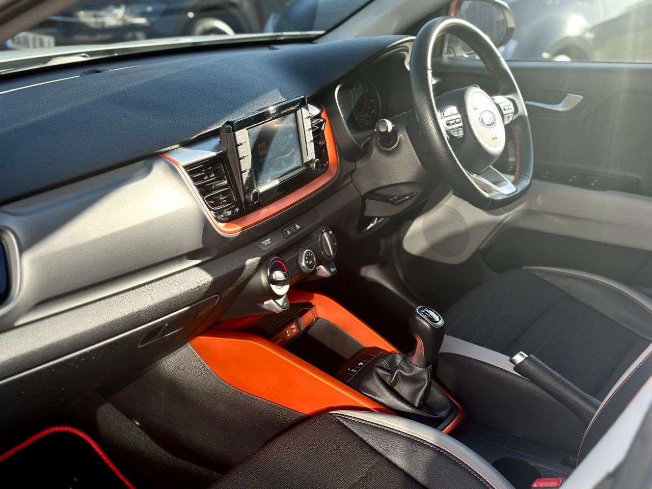 2019 KIA STONIC 2019 KIA STONIC