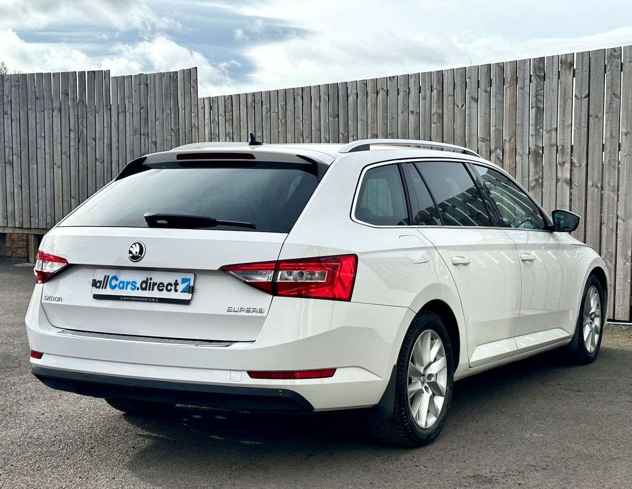 2017 SKODA SUPERB 2017 SKODA SUPERB