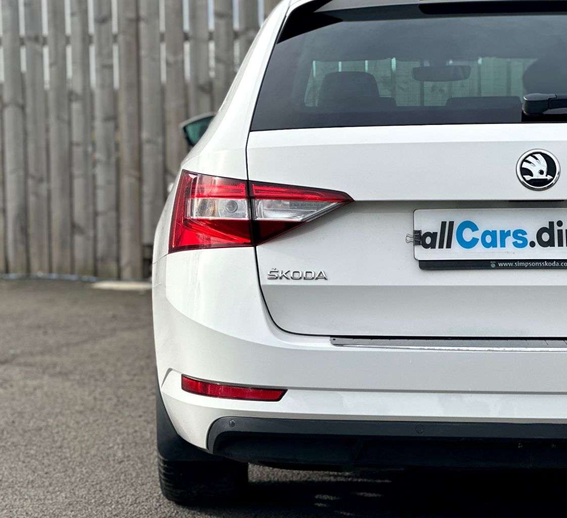 2017 SKODA SUPERB 2017 SKODA SUPERB