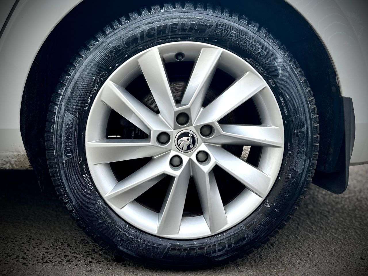 2017 SKODA SUPERB 2017 SKODA SUPERB