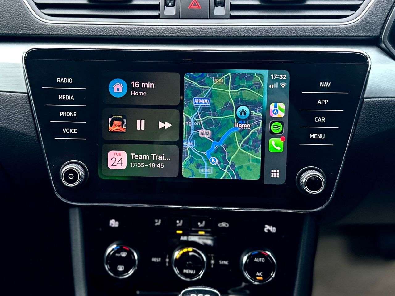 2017 SKODA SUPERB 2017 SKODA SUPERB