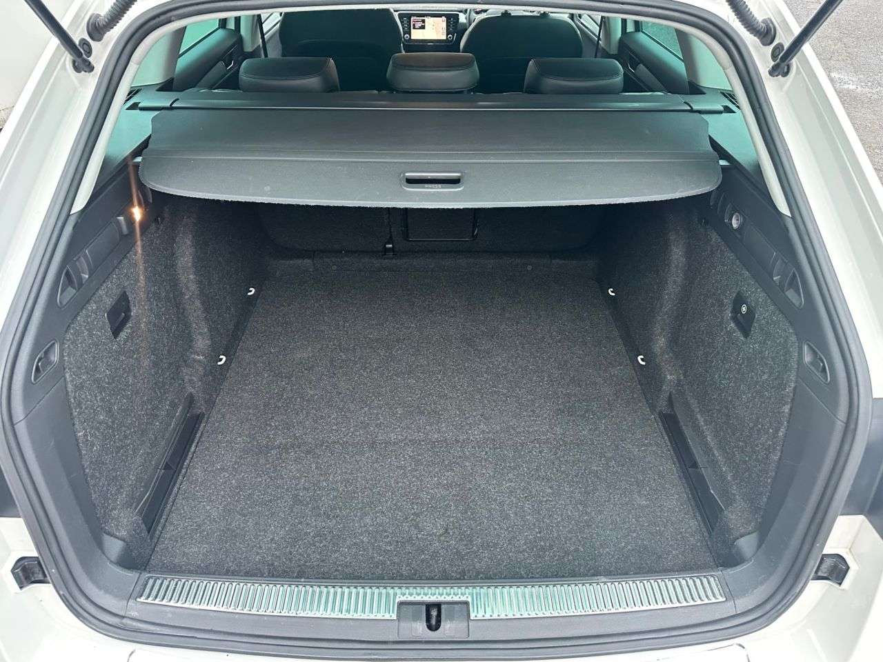 2017 SKODA SUPERB 2017 SKODA SUPERB