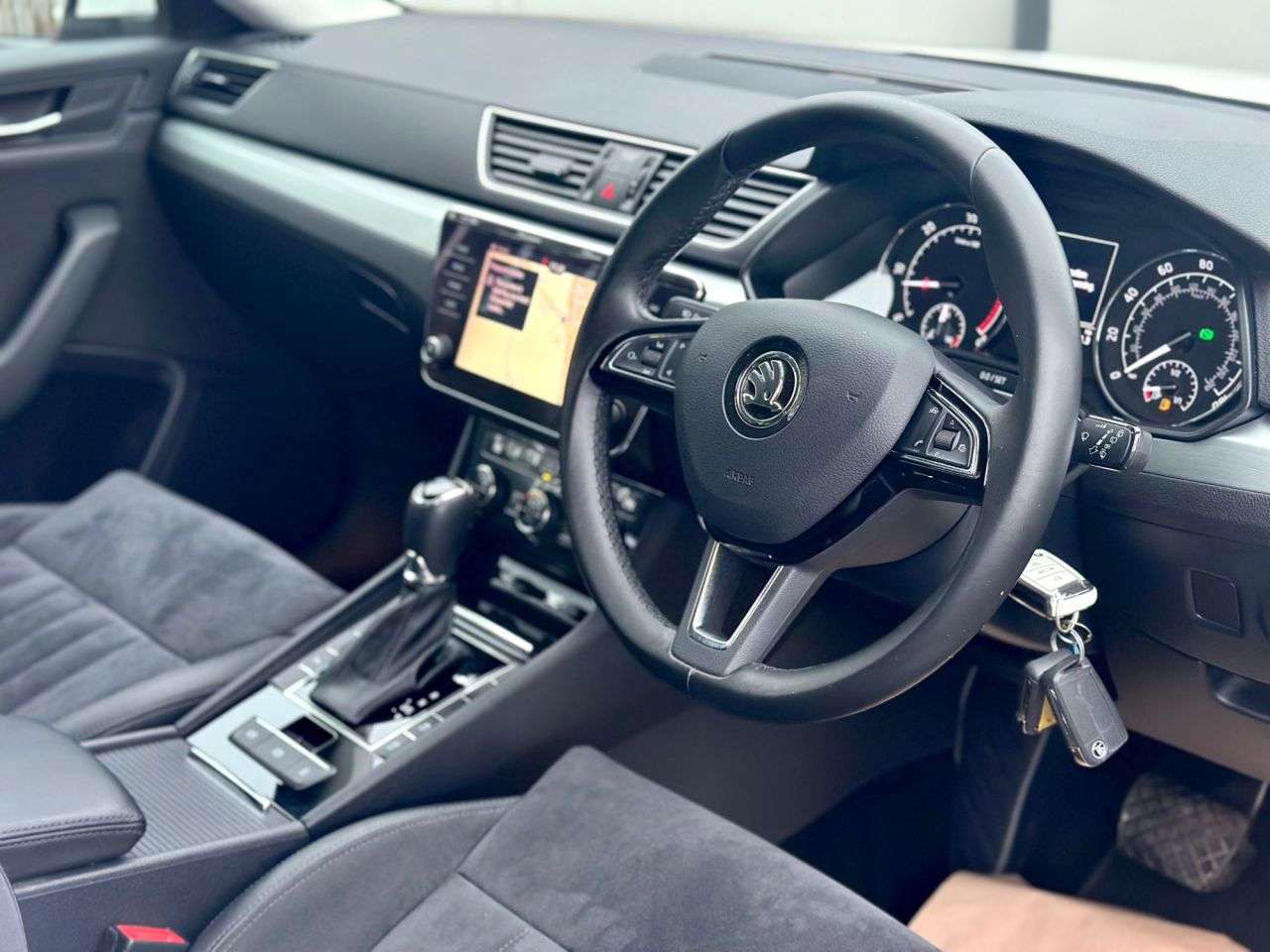 A 2017 SKODA SUPERB 2.0 TDI SE Technology DSG GREAT CONDITION HIGH SPEC! A 2017 SKODA SUPERB 2.0 TDI SE Technology DSG GREAT CONDITION HIGH SPEC!