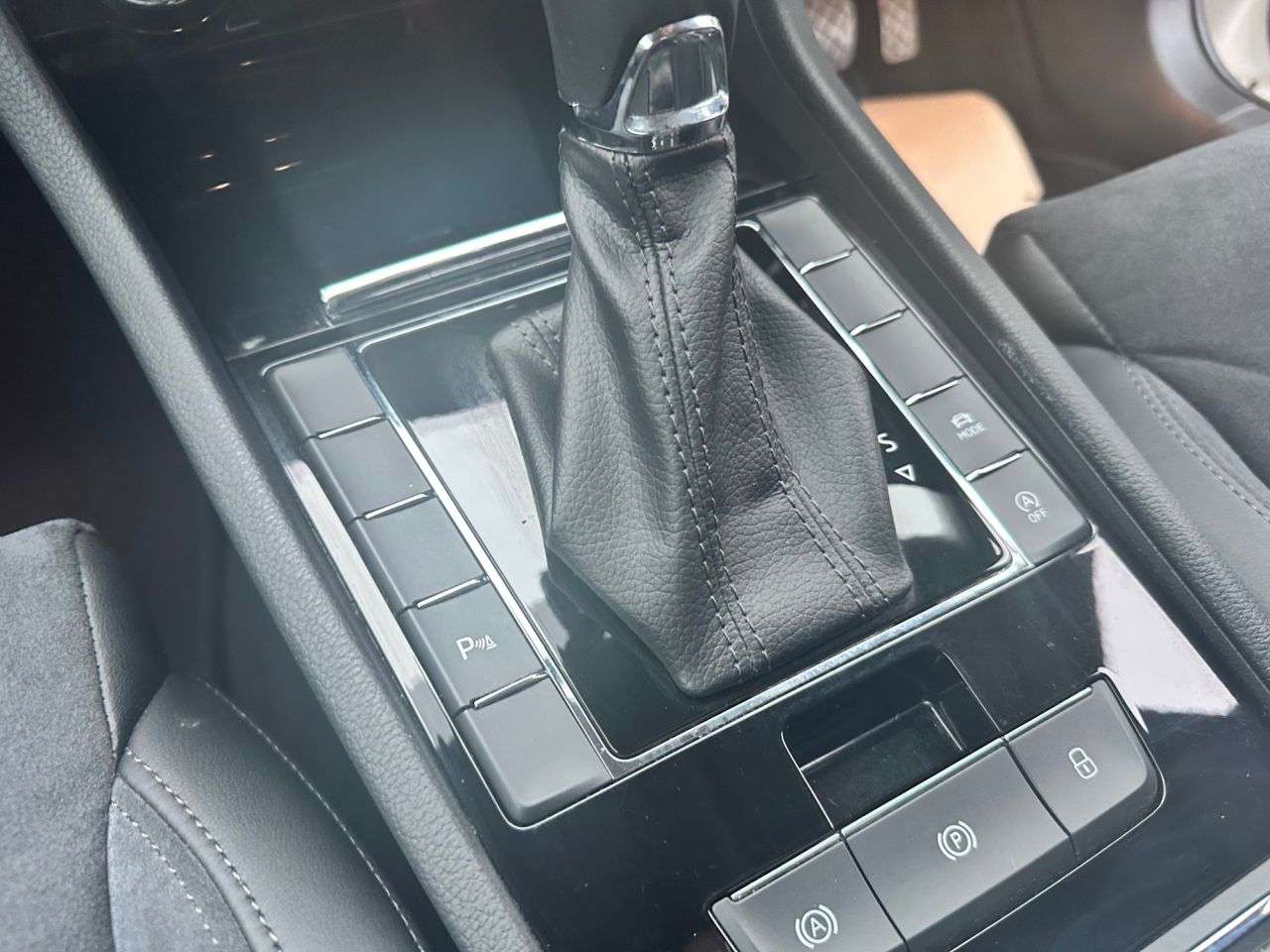 2017 SKODA SUPERB 2017 SKODA SUPERB