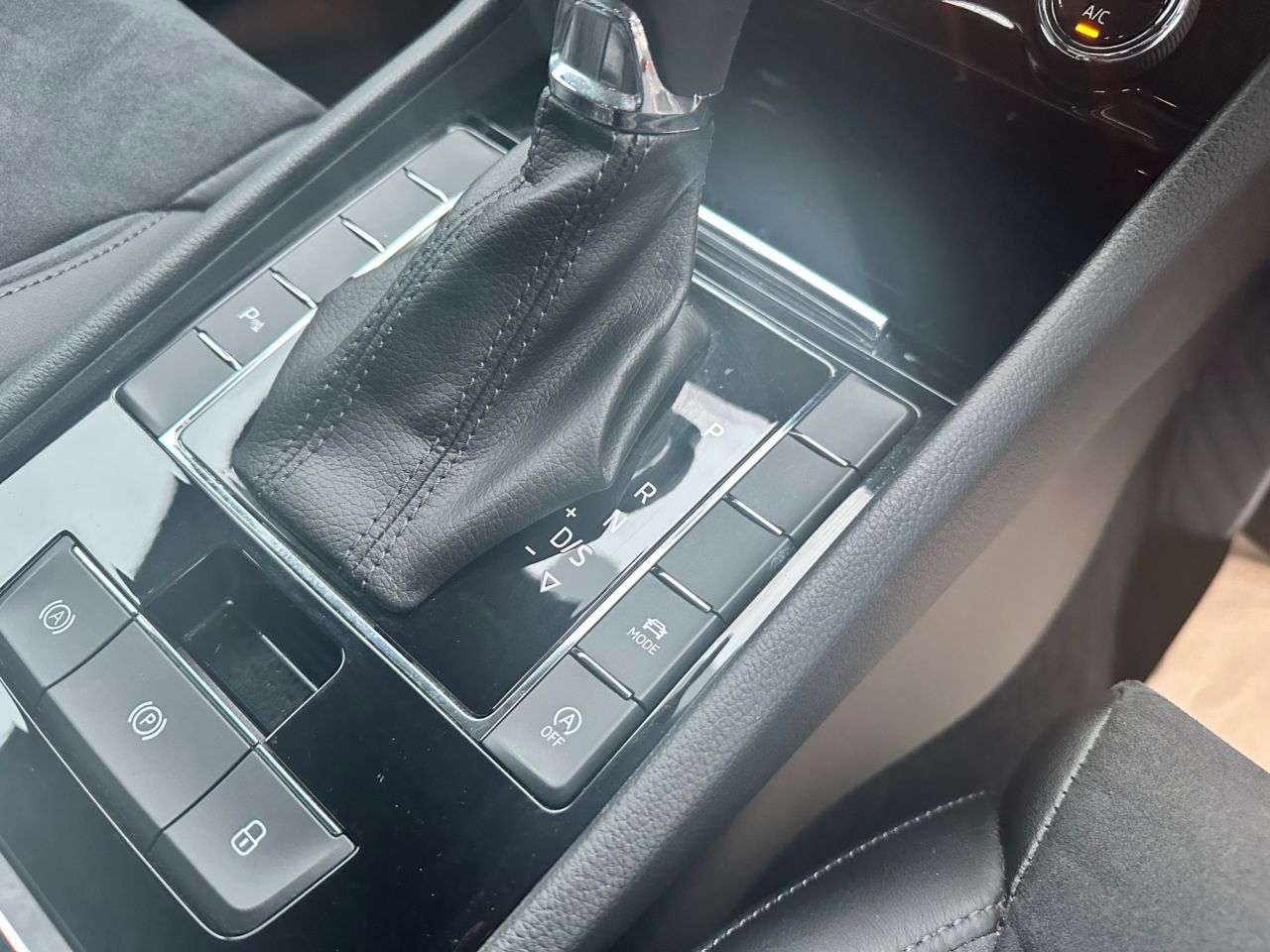 2017 SKODA SUPERB 2017 SKODA SUPERB