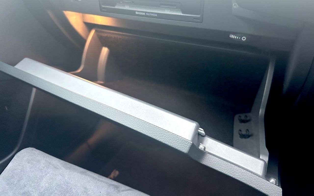 2017 SKODA SUPERB 2017 SKODA SUPERB