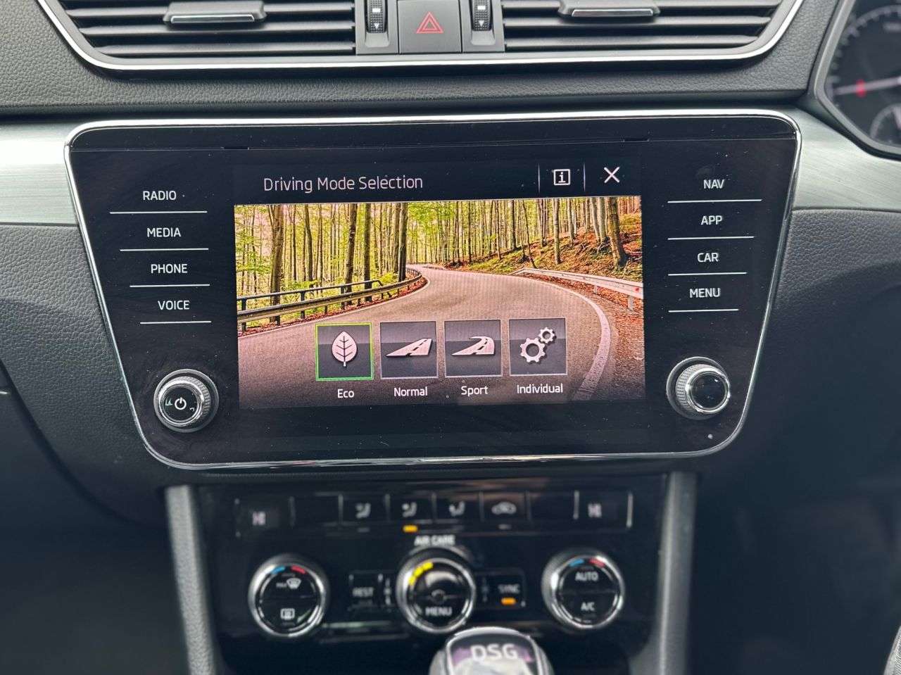 2017 SKODA SUPERB 2017 SKODA SUPERB