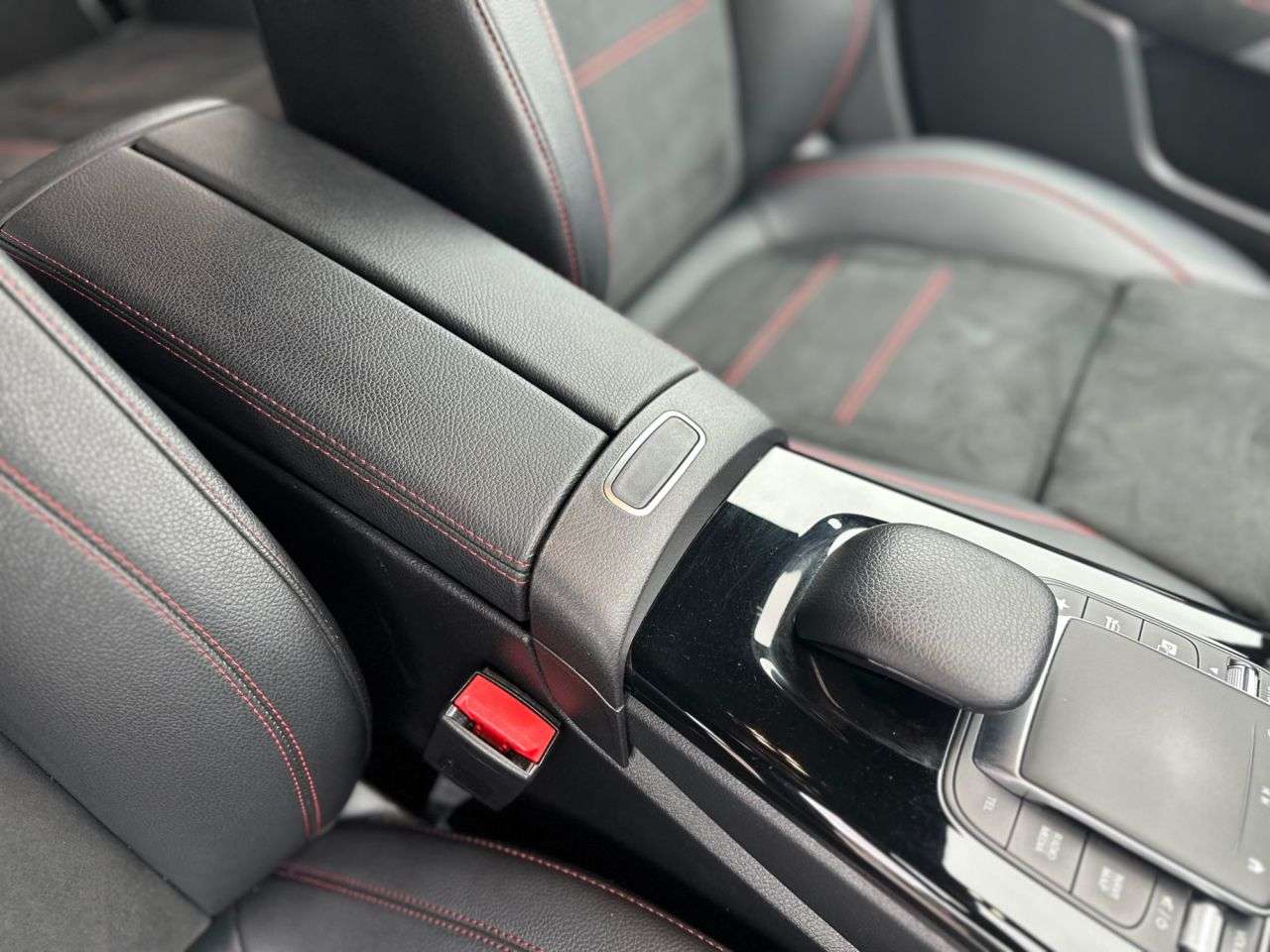 2021 MERCEDES-BENZ A-CLASS 2021 MERCEDES-BENZ A-CLASS