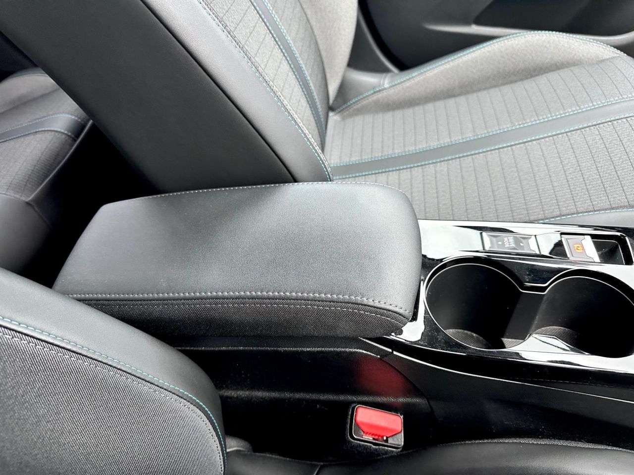 2020 PEUGEOT 208 2020 PEUGEOT 208