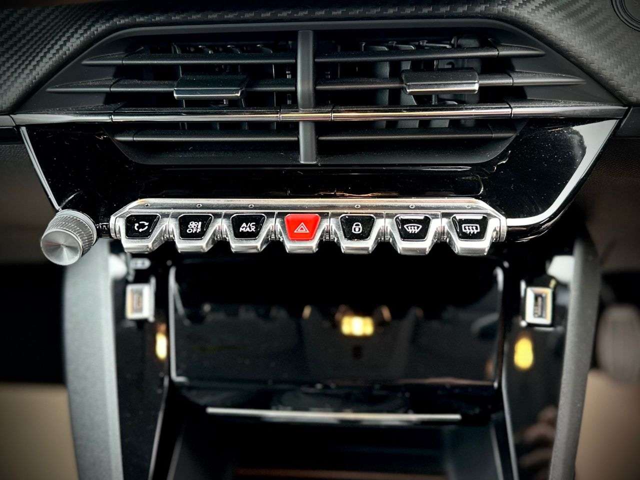 2020 PEUGEOT 208 2020 PEUGEOT 208