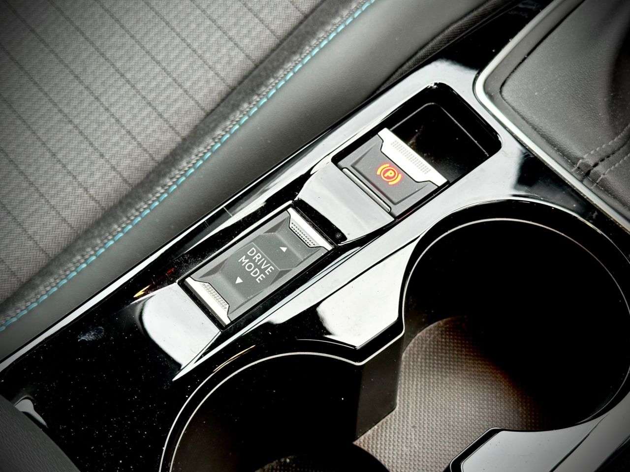 2020 PEUGEOT 208 2020 PEUGEOT 208