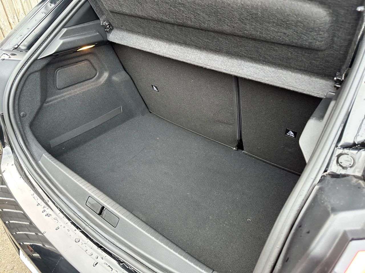 2020 PEUGEOT 208 2020 PEUGEOT 208