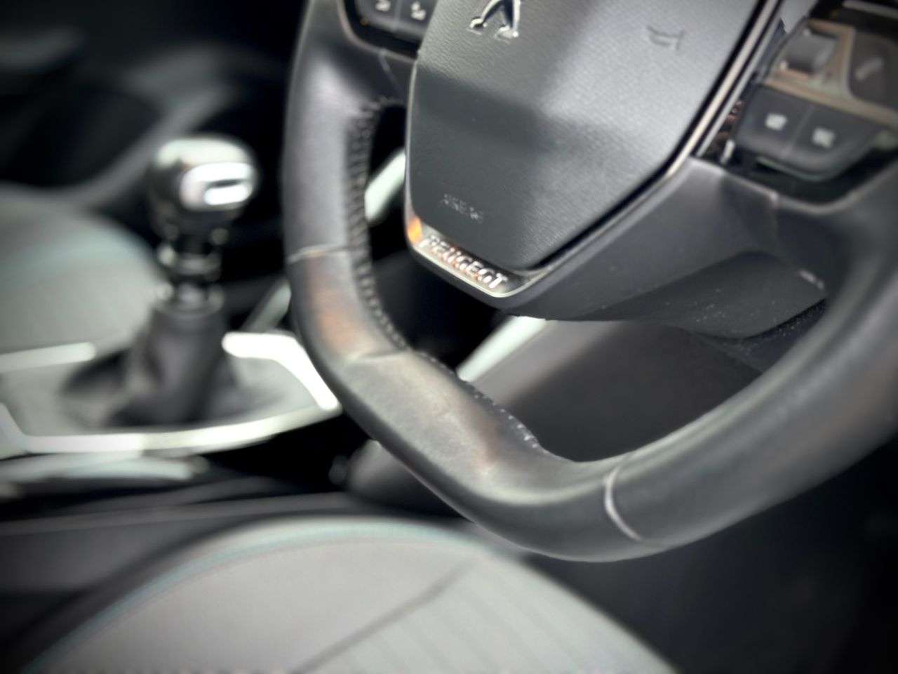 2020 PEUGEOT 208 2020 PEUGEOT 208