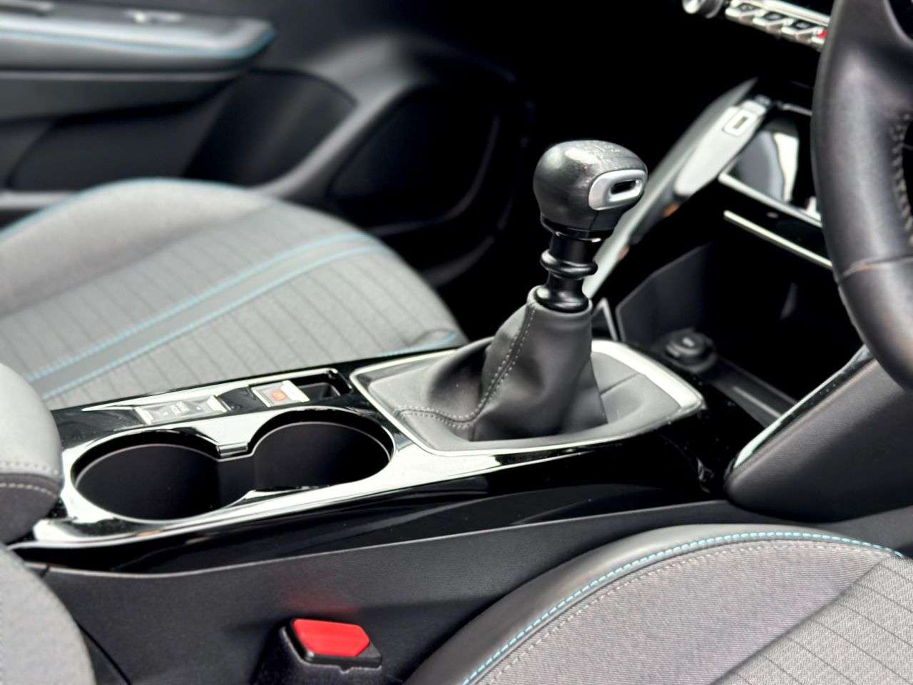 2020 PEUGEOT 208 2020 PEUGEOT 208