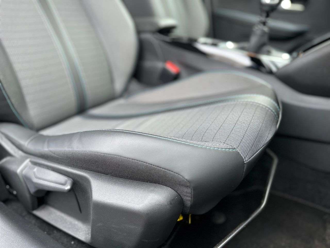 2020 PEUGEOT 208 2020 PEUGEOT 208