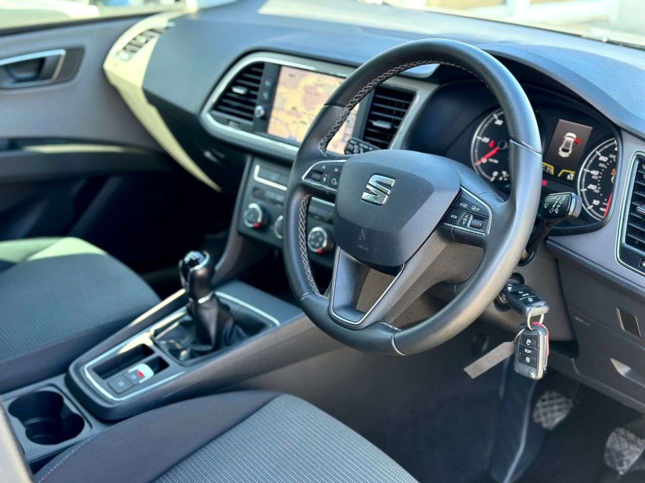 A 2018 SEAT LEON 1.6 TDI SE Dynamic Technology GREAT CONDITION! A 2018 SEAT LEON 1.6 TDI SE Dynamic Technology GREAT CONDITION!