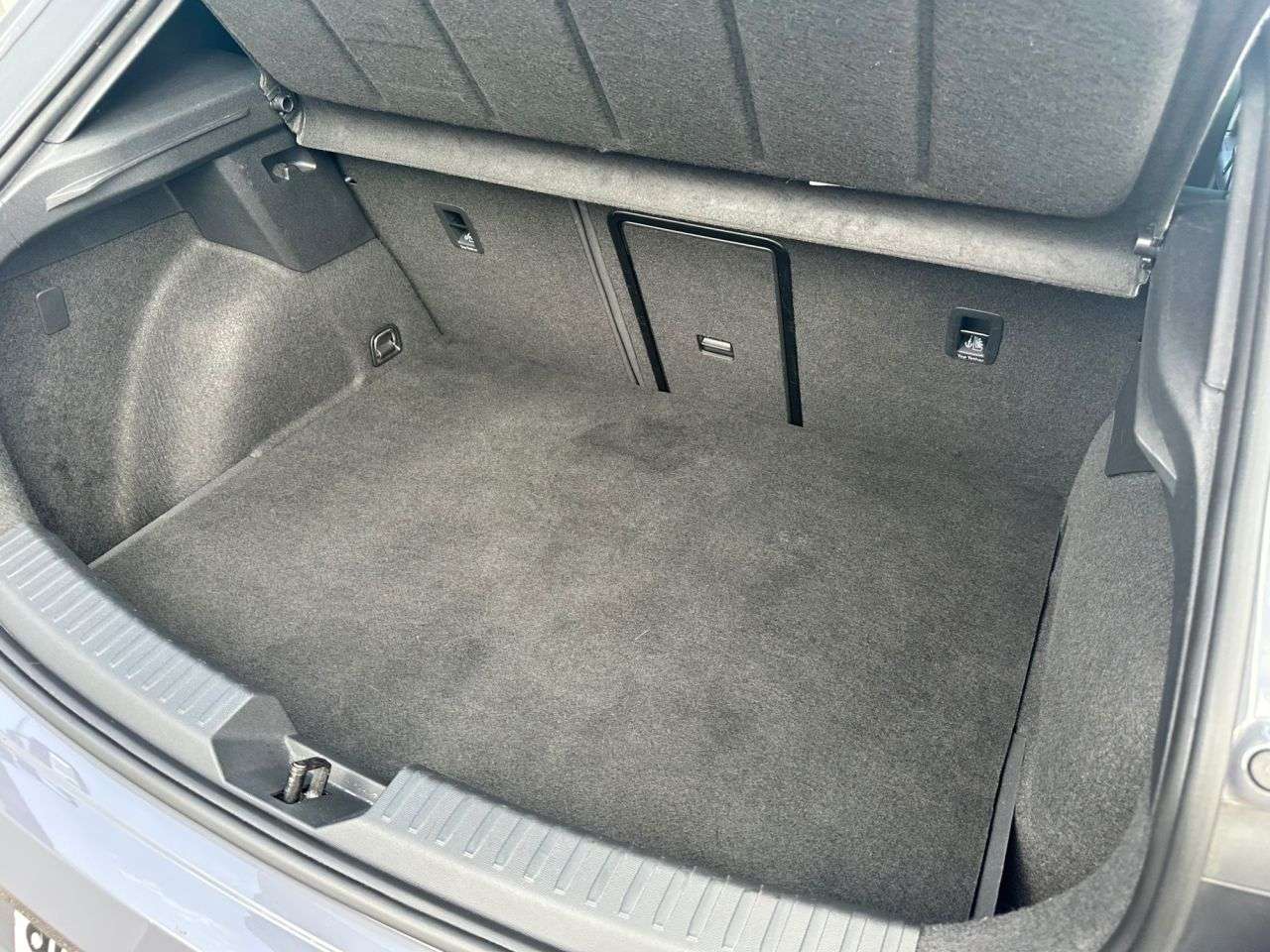 2021 CUPRA LEON 2021 CUPRA LEON