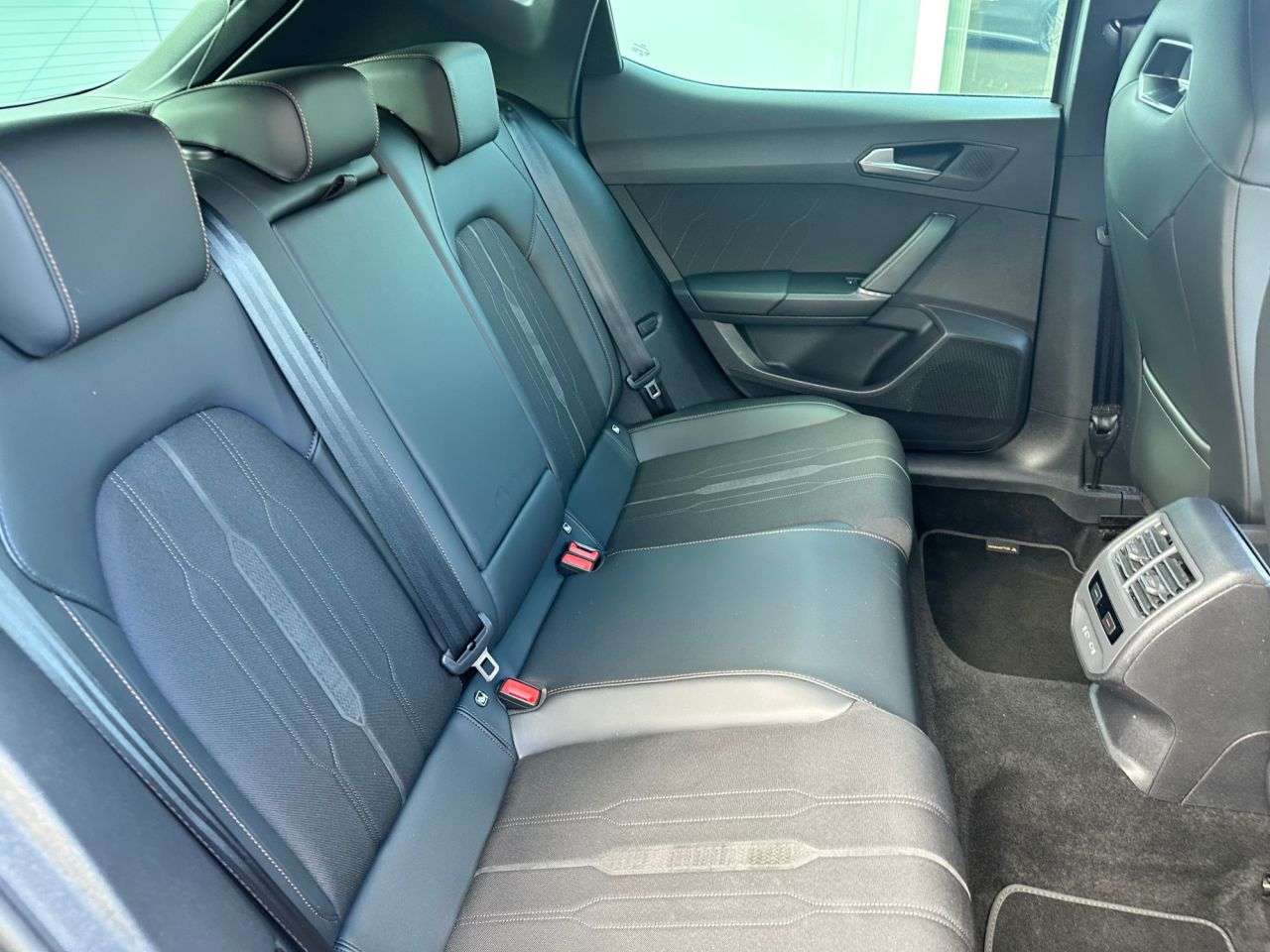 2021 CUPRA LEON 2021 CUPRA LEON