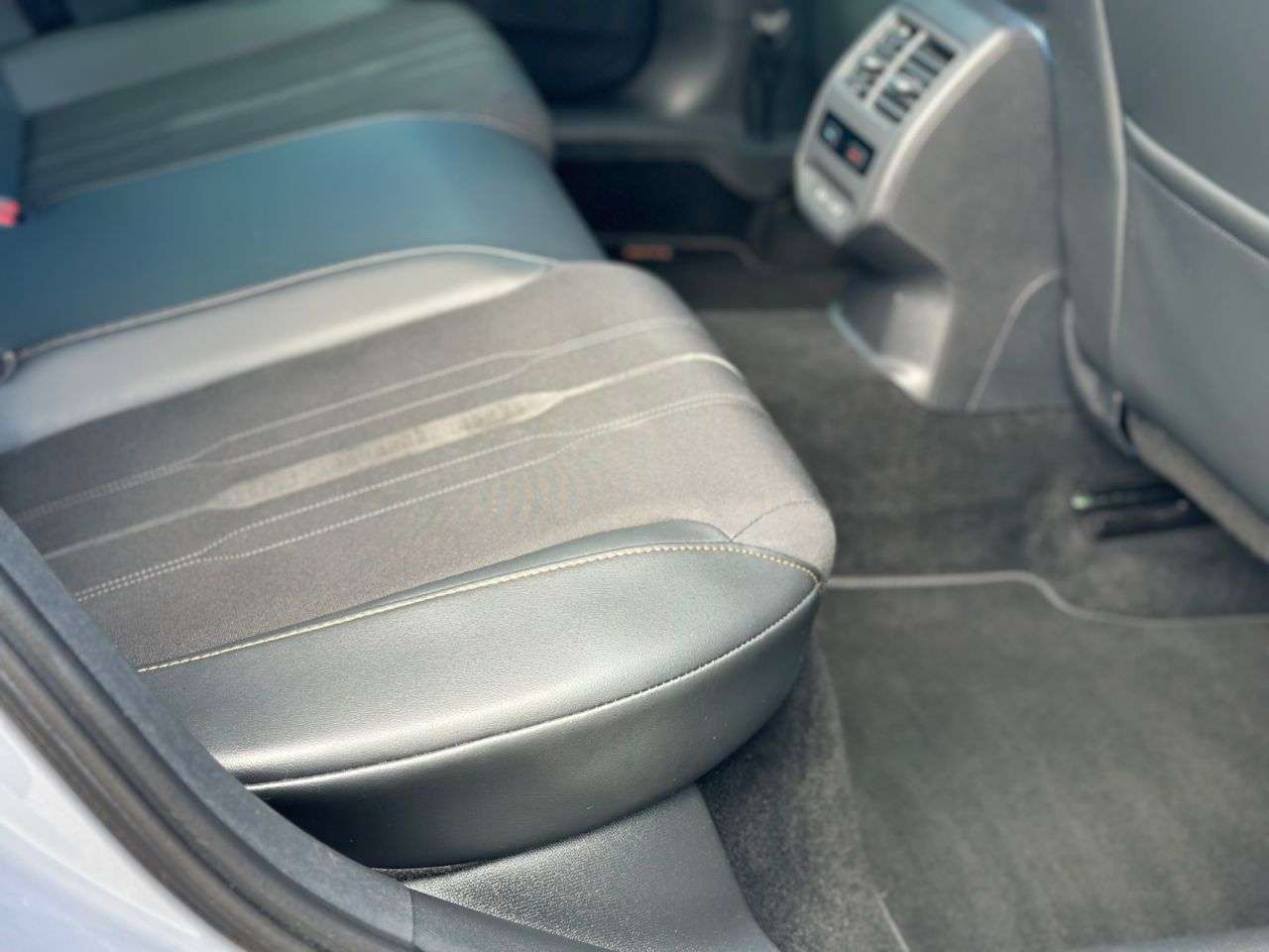 2021 CUPRA LEON 2021 CUPRA LEON