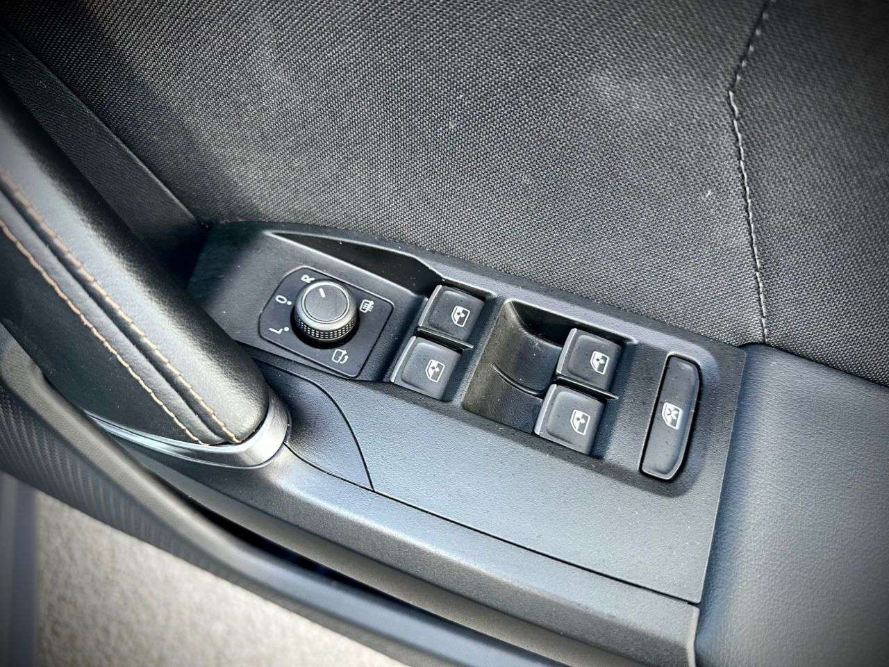 2021 CUPRA LEON 2021 CUPRA LEON