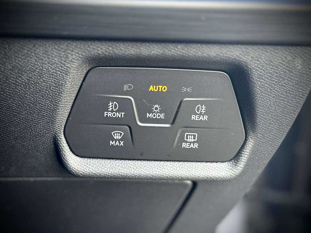 2021 CUPRA LEON 2021 CUPRA LEON