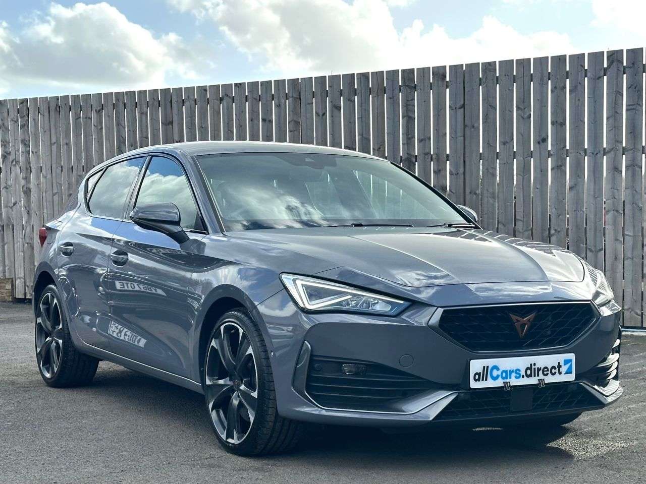 A 2021 CUPRA LEON 1.4 eHybrid 12.8kWh VZ2 Petrol Plug-in Hybrid DSG GREAT CONDITION! A 2021 CUPRA LEON 1.4 eHybrid 12.8kWh VZ2 Petrol Plug-in Hybrid DSG GREAT CONDITION!