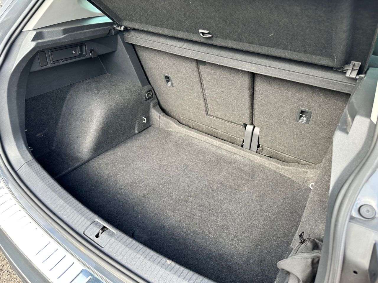 2021 VOLKSWAGEN TIGUAN 2021 VOLKSWAGEN TIGUAN