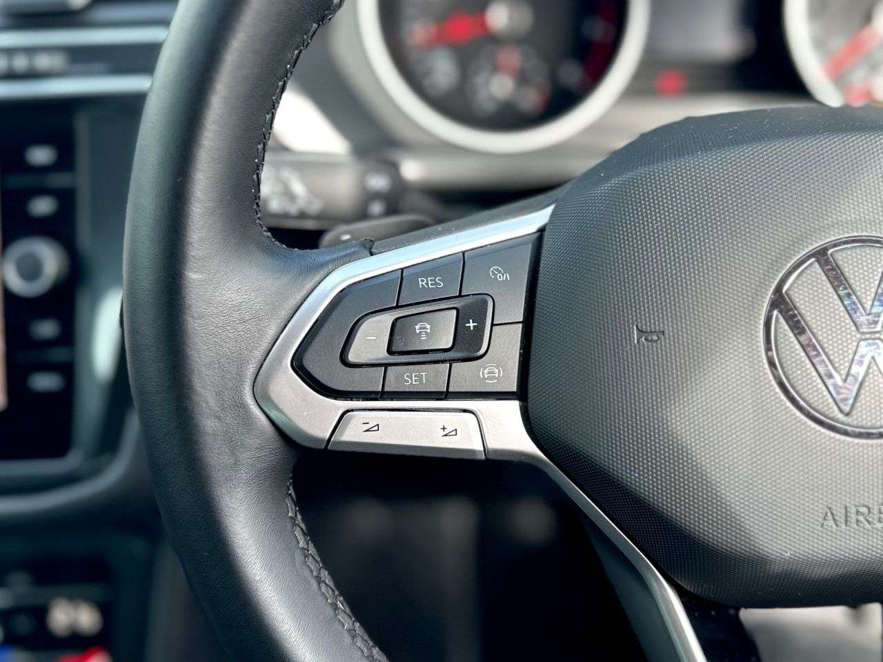 2021 VOLKSWAGEN TIGUAN 2021 VOLKSWAGEN TIGUAN