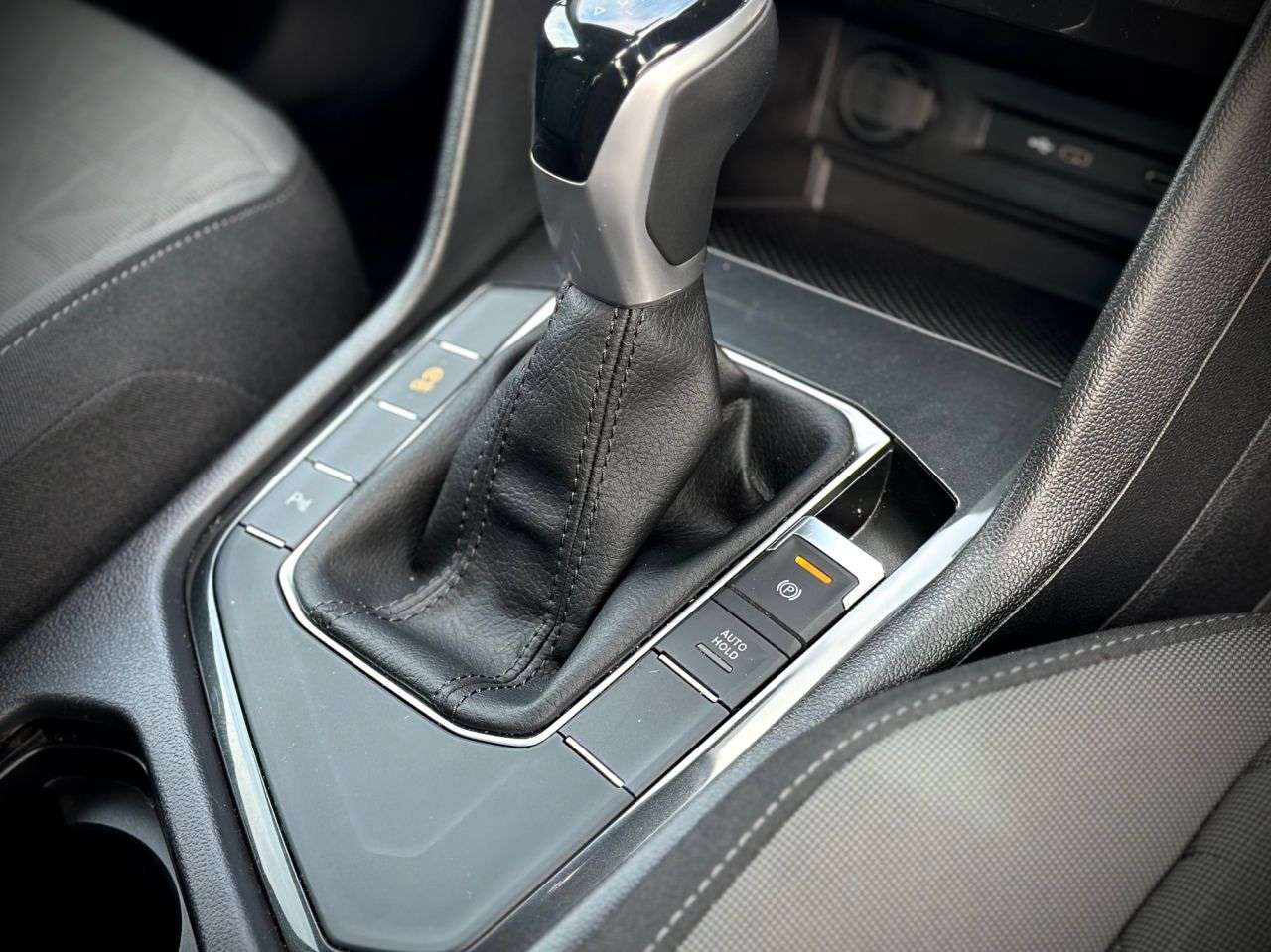 2021 VOLKSWAGEN TIGUAN 2021 VOLKSWAGEN TIGUAN