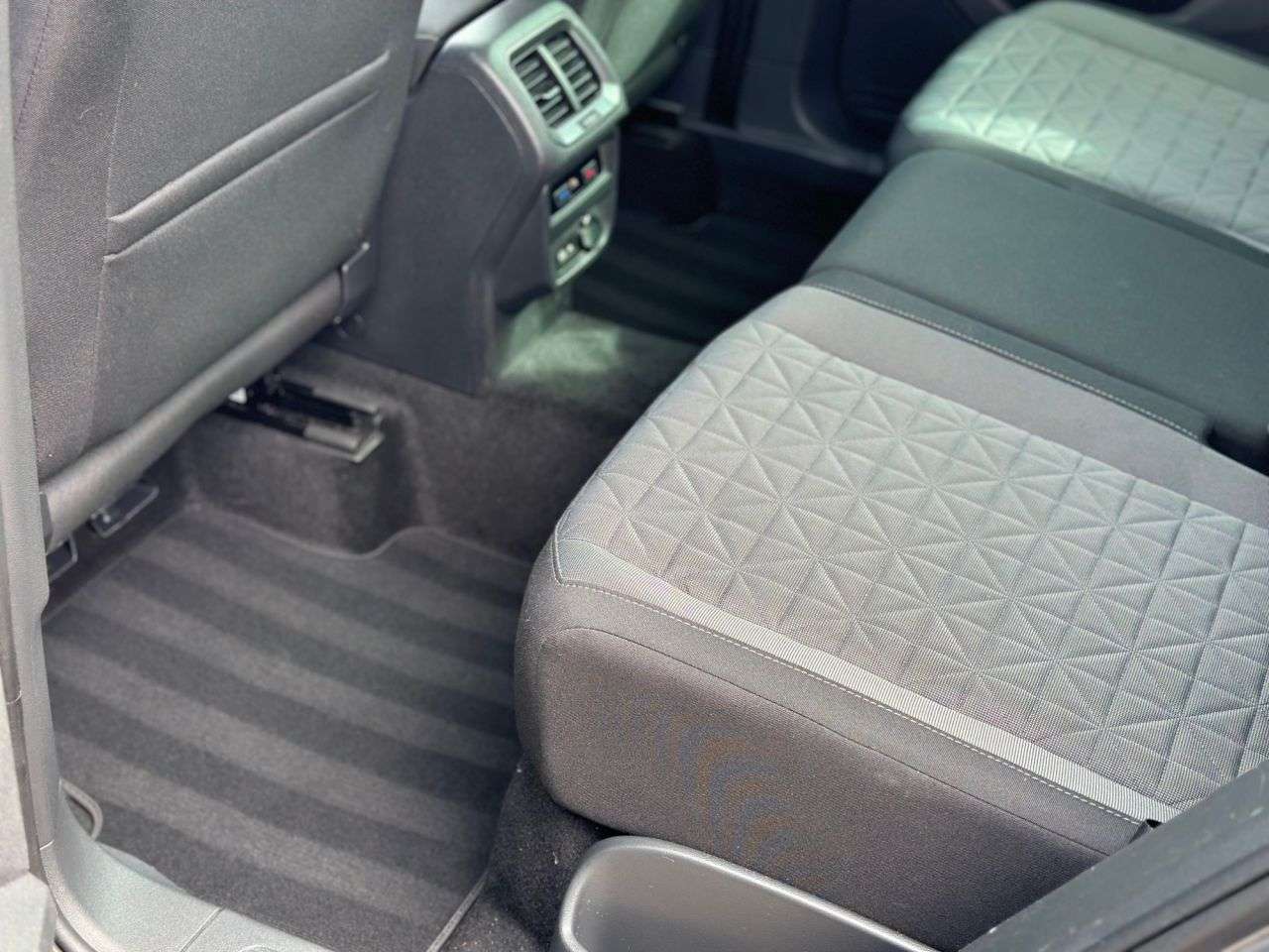 2021 VOLKSWAGEN TIGUAN 2021 VOLKSWAGEN TIGUAN