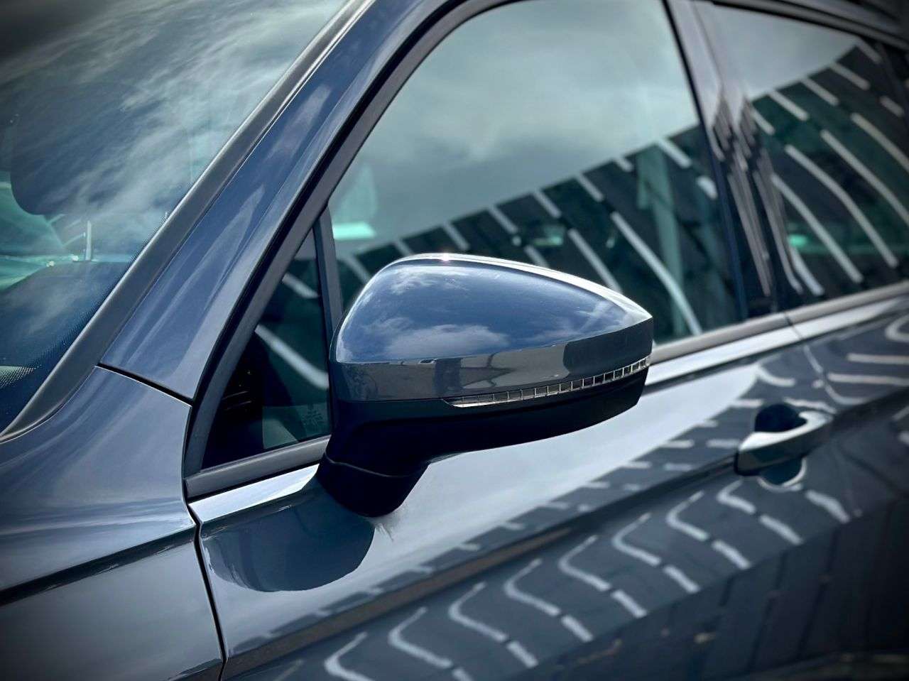 2021 VOLKSWAGEN TIGUAN 2021 VOLKSWAGEN TIGUAN