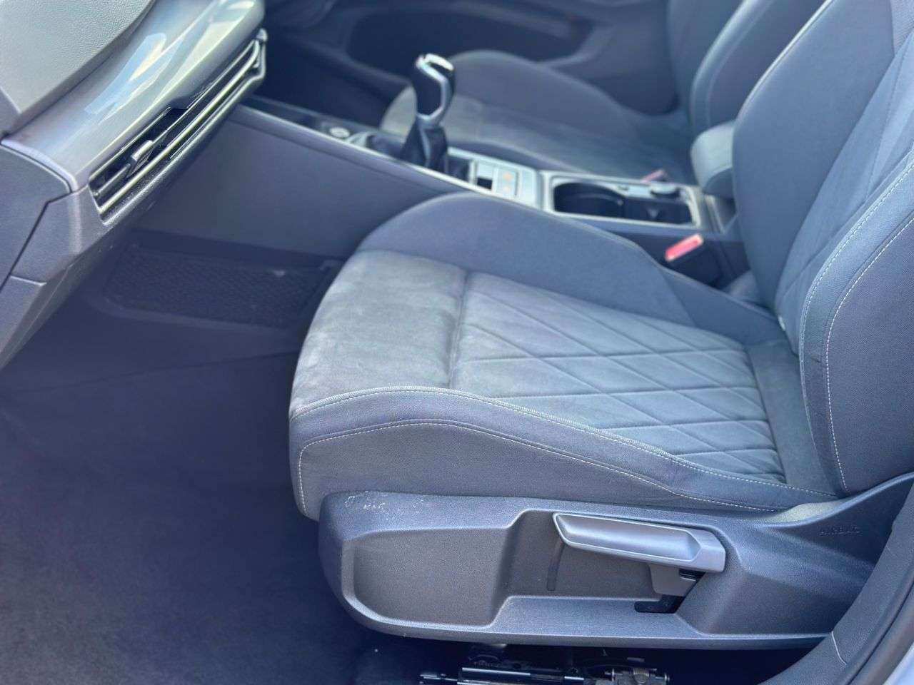 2020 VOLKSWAGEN GOLF 2020 VOLKSWAGEN GOLF