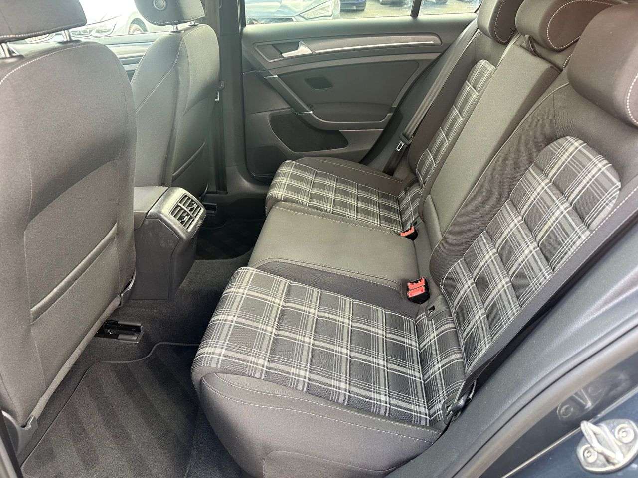 2019 VOLKSWAGEN GOLF 2019 VOLKSWAGEN GOLF