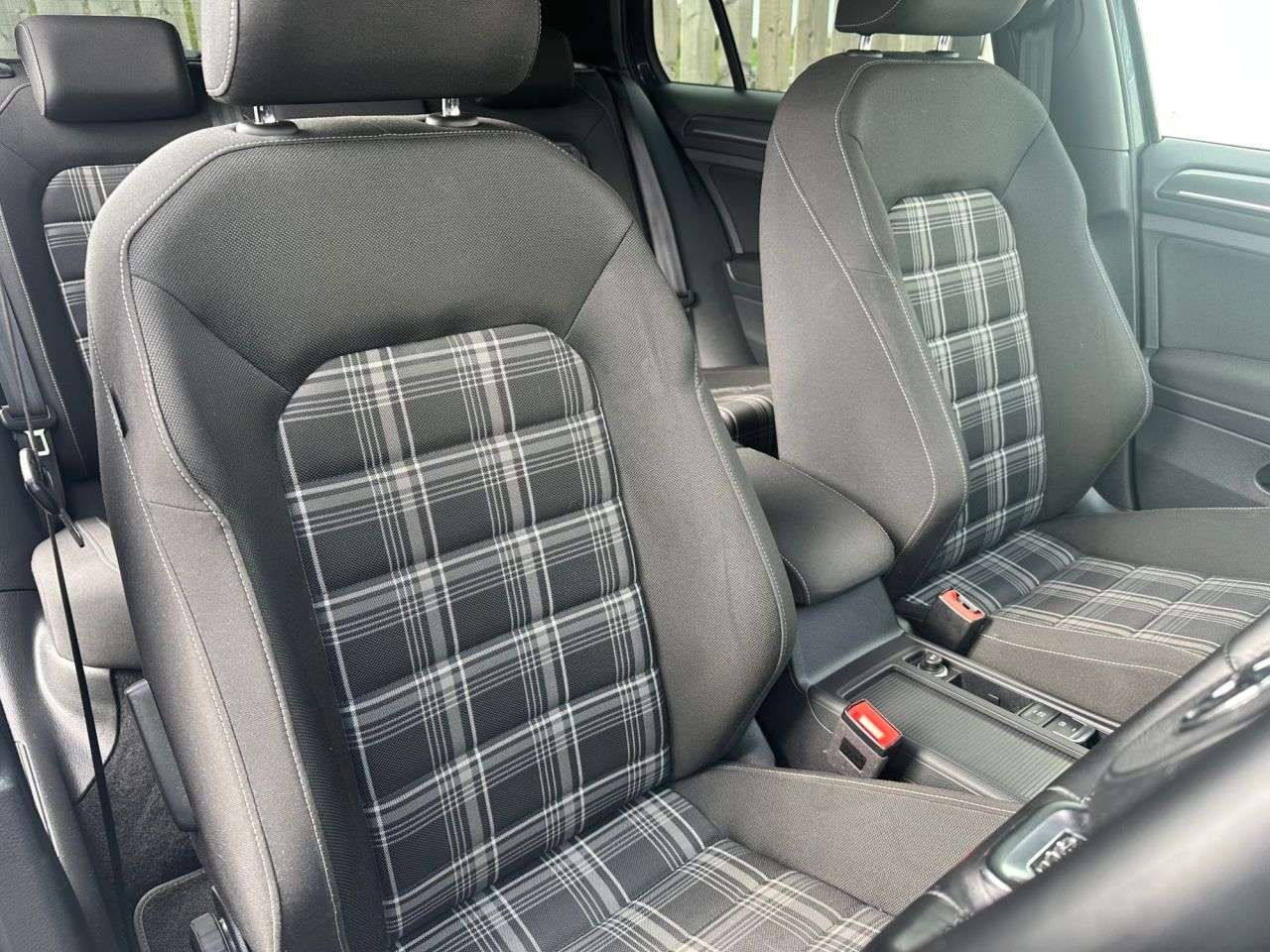 2019 VOLKSWAGEN GOLF 2019 VOLKSWAGEN GOLF