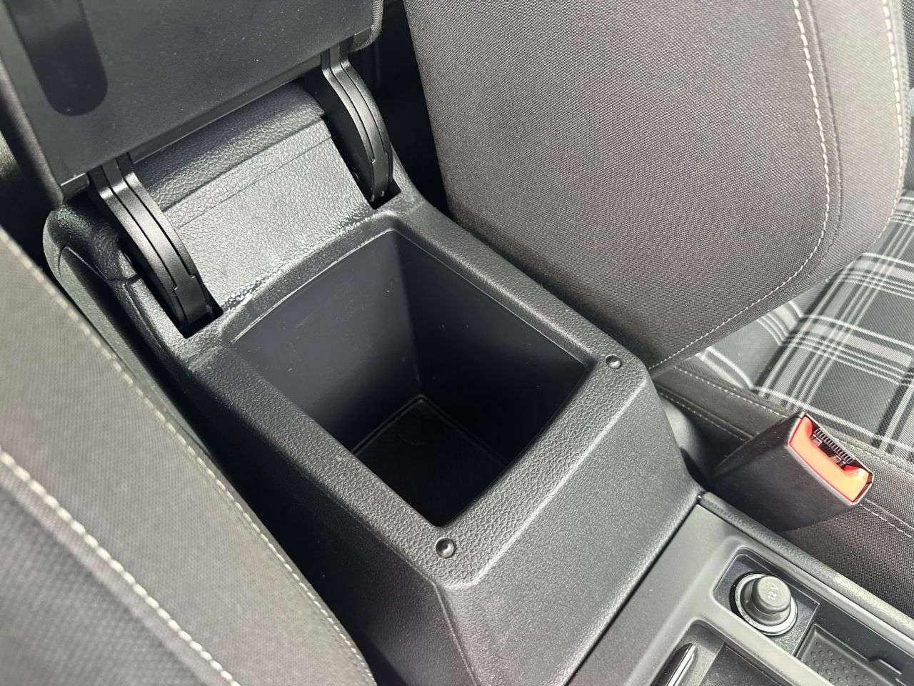 2019 VOLKSWAGEN GOLF 2019 VOLKSWAGEN GOLF