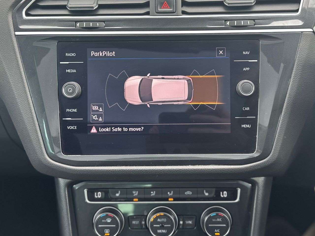 2018 VOLKSWAGEN TIGUAN 2018 VOLKSWAGEN TIGUAN