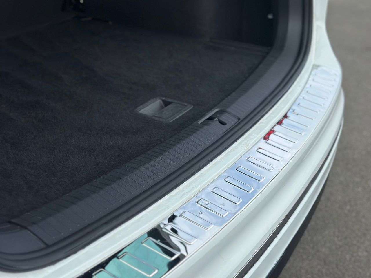 2018 VOLKSWAGEN TIGUAN 2018 VOLKSWAGEN TIGUAN