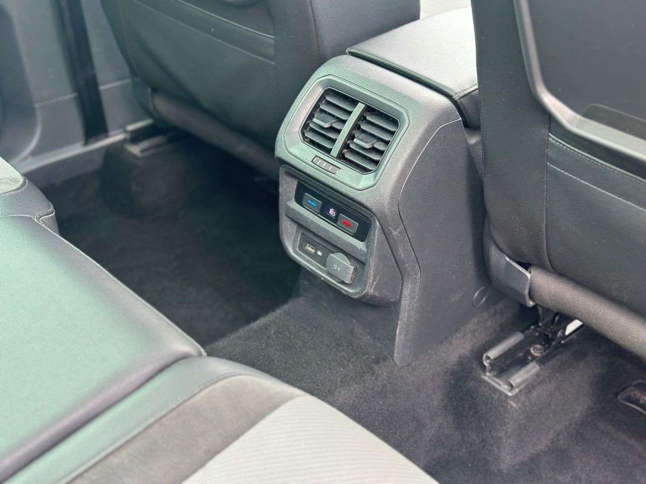 2018 VOLKSWAGEN TIGUAN 2018 VOLKSWAGEN TIGUAN