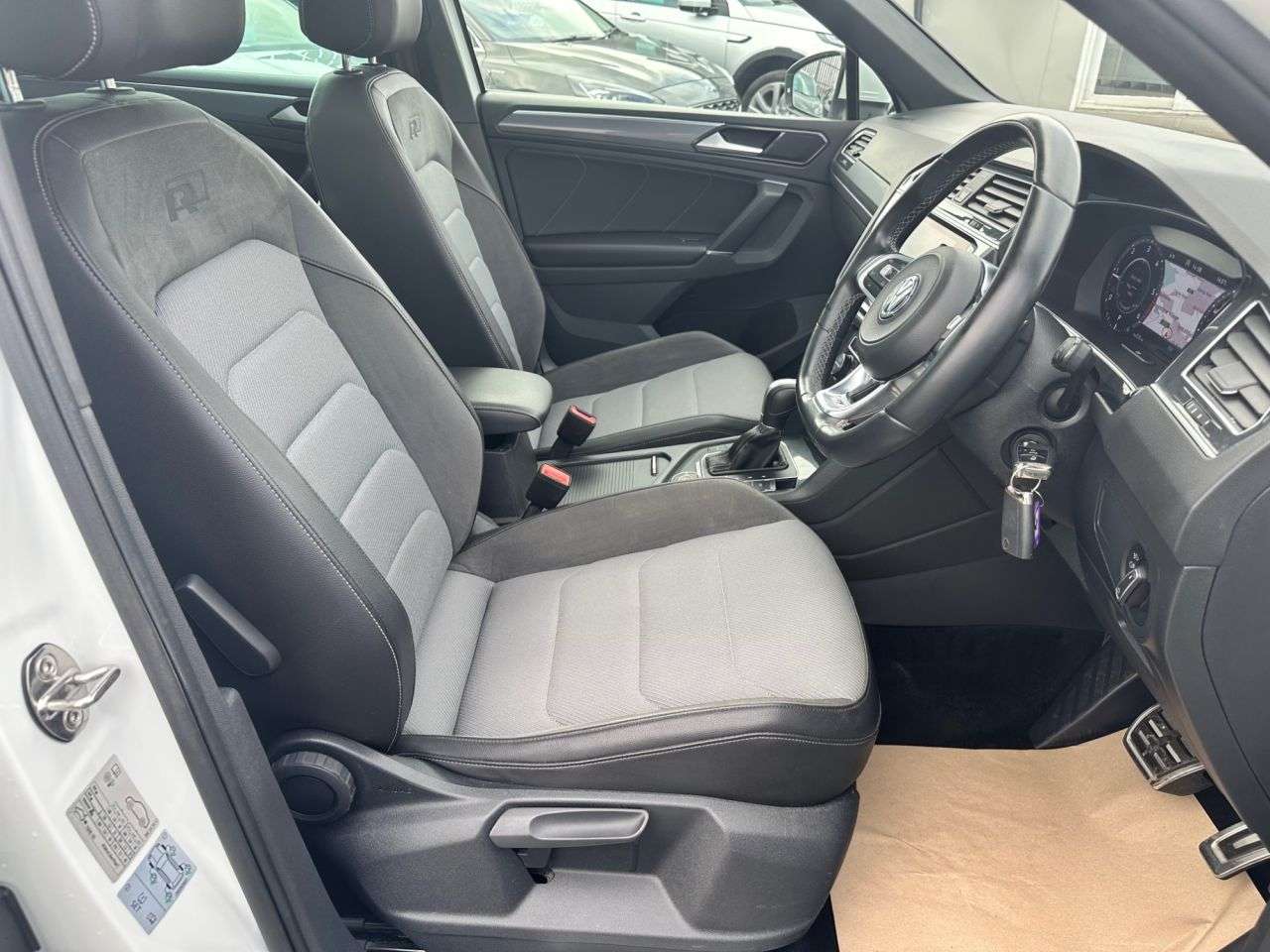 2018 VOLKSWAGEN TIGUAN 2018 VOLKSWAGEN TIGUAN