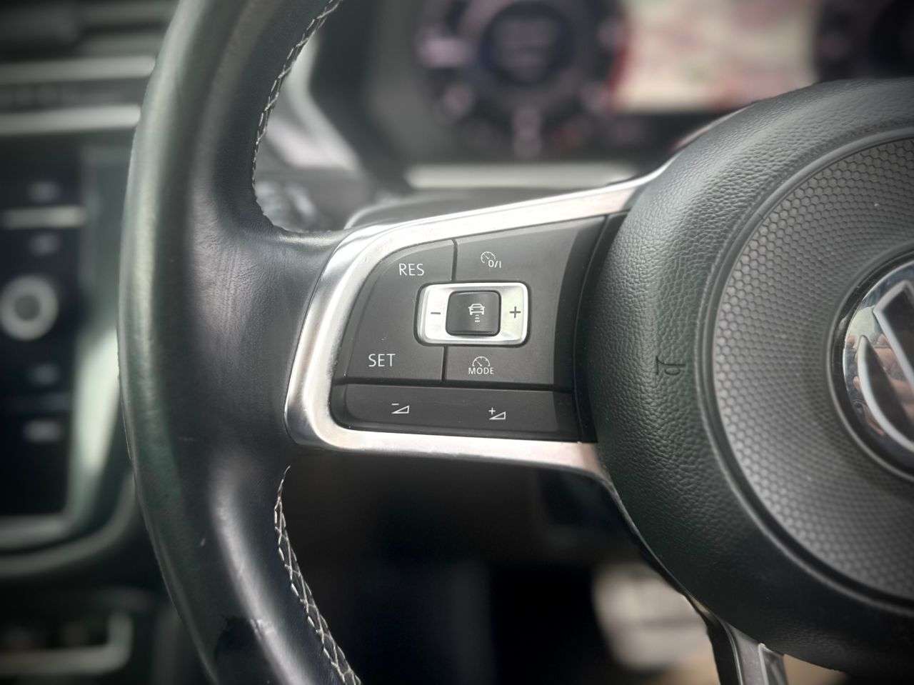2018 VOLKSWAGEN TIGUAN 2018 VOLKSWAGEN TIGUAN