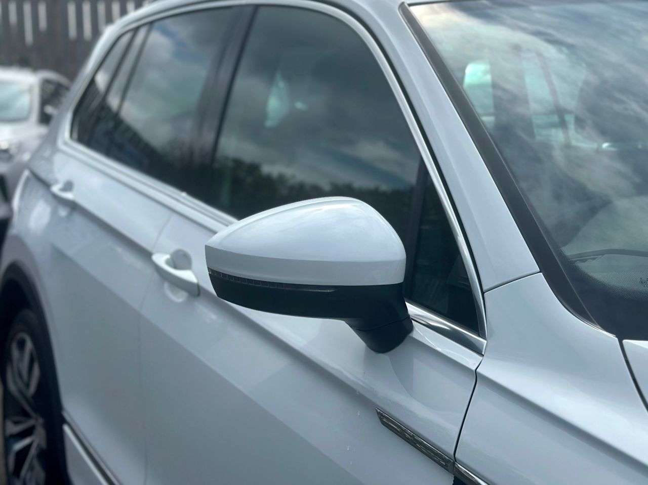 2018 VOLKSWAGEN TIGUAN 2018 VOLKSWAGEN TIGUAN